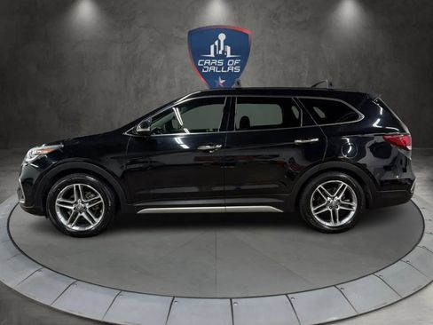 Used 2019 Hyundai Santa Fe XL image 2