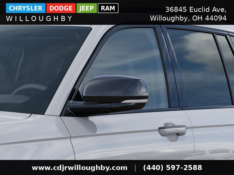 New 2025 Jeep Grand Cherokee Limited w/ Black Appearance Package AWD/4WD image 14