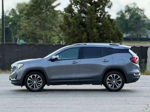 Used 2018 GMC Terrain SLT w/ Preferred Package FWD image 8