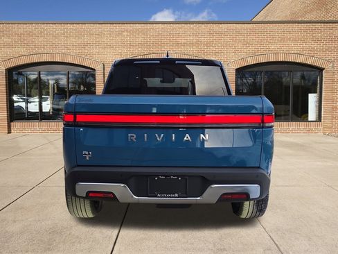 Used 2023 Rivian R1T Adventure image 4