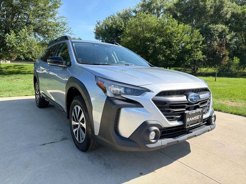 Certified 2024 Subaru Outback Premium AWD/4WD image 8