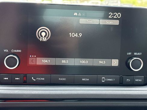 Used 2025 Honda Accord SE image 12
