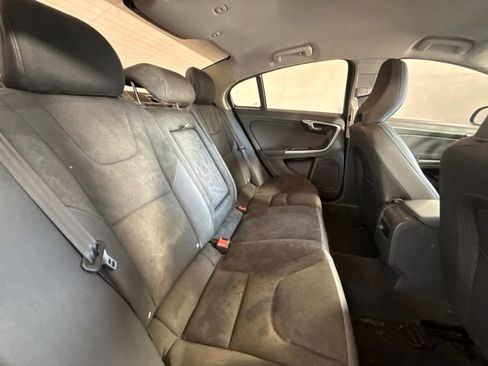 Used 2013 Volvo S60 T5 FWD image 26