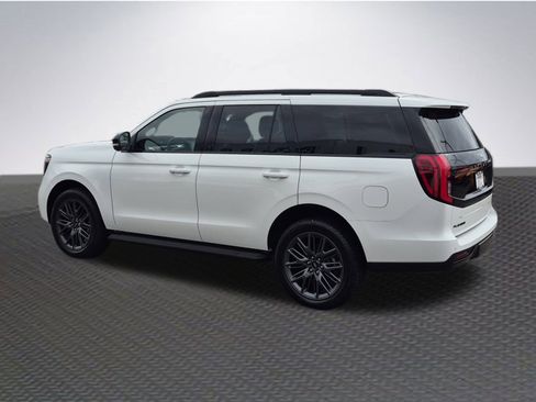 New 2026 Ford Expedition Platinum w/ Stealth Appearance Package image 5
