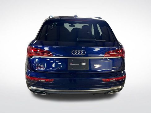 Certified 2023 Audi Q5 2.0T Premium w/ Convenience Package AWD/4WD image 4