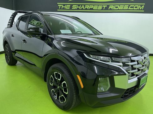 Used 2023 Hyundai Santa Cruz SEL Premium image 2