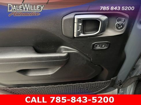 Used 2024 Jeep Wrangler Unlimited Rubicon 4xe image 18