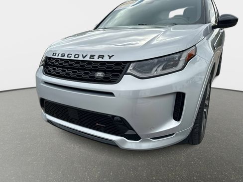 Used 2023 Land Rover Discovery Sport SE R-Dynamic image 9