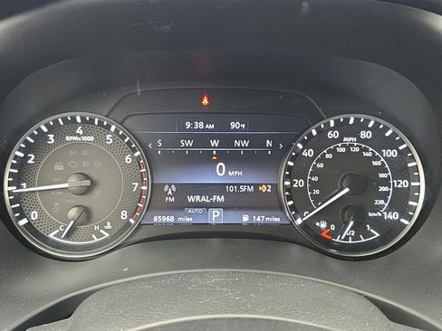 Used 2024 Nissan Armada SV AWD/4WD image 19