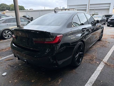 Used 2023 BMW 330i Sedan w/ M Sport Package RWD image 4