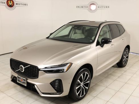 Used 2025 Volvo XC60 B5 Plus w/ Protection Package Premier AWD/4WD image 35