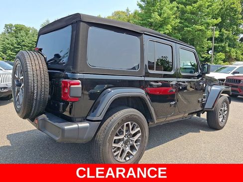 Used 2024 Jeep Wrangler Unlimited Sahara w/ Safety Group AWD/4WD image 6