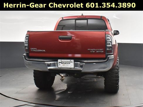 Used 2012 Toyota Tacoma PreRunner image 6