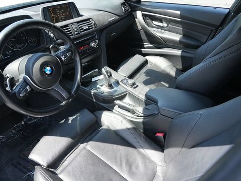 Used 2014 BMW 335i xDrive Sedan AWD/4WD image 9