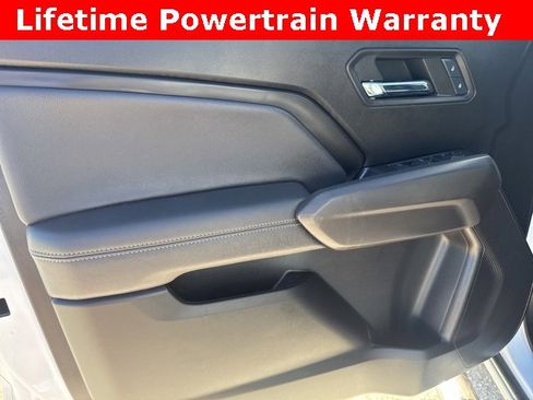 Used 2024 Chevrolet Colorado LT w/ LT Convenience Package image 23