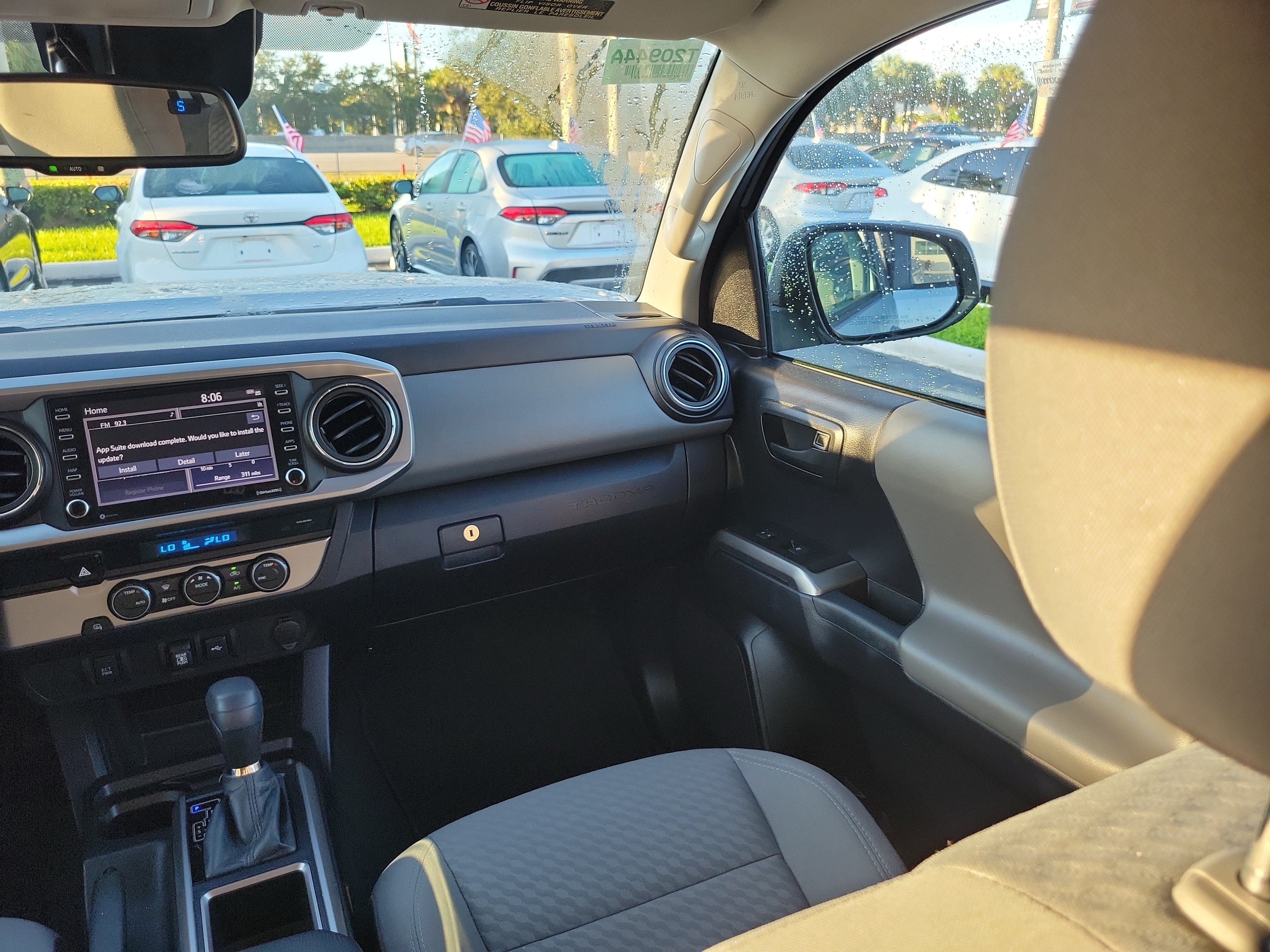 Used 2021 Toyota Tacoma SR5 RWD image 17