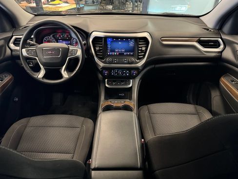 Used 2023 GMC Acadia SLE w/ Elevation Edition AWD/4WD image 9