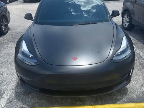 Used 2022 Tesla Model 3 Performance AWD/4WD image 2