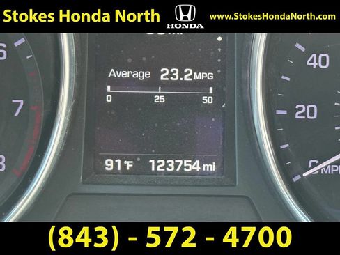 Used 2017 Hyundai Santa Fe Limited w/ Cargo Package AWD/4WD image 11