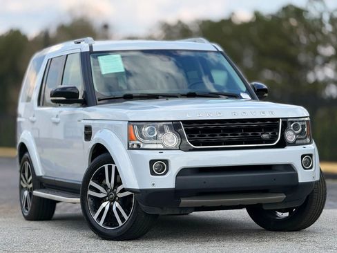 Used 2016 Land Rover LR4 HSE LUX image 4