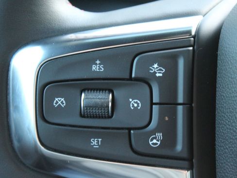 Used 2023 Chevrolet Blazer RS w/ Enhanced Convenience Package image 24