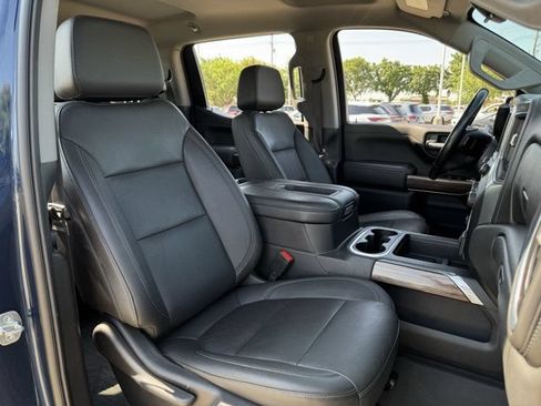 Used 2021 Chevrolet Silverado 1500 LT Trail Boss w/ Convenience Package II AWD/4WD image 32