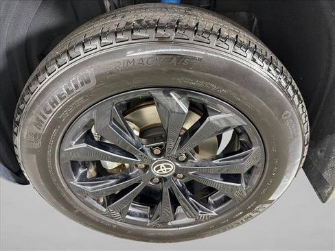 Used 2024 Toyota RAV4 XSE AWD/4WD image 12