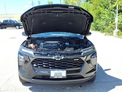 Used 2024 Chevrolet Trax RS w/ Driver Confidence Package FWD image 31