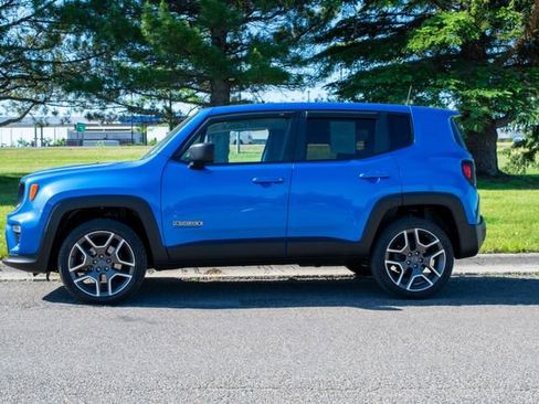 Used 2020 Jeep Renegade Sport image 3