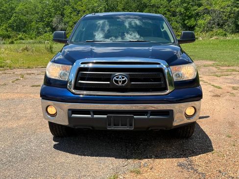 Used 2010 Toyota Tundra 2WD CrewMax image 9