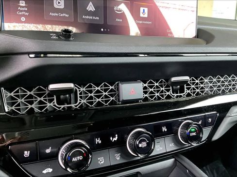 Used 2025 Honda Accord Touring image 34