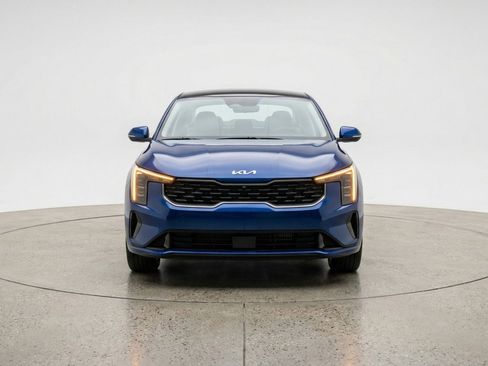 Used 2025 Kia K4 FWD image 2