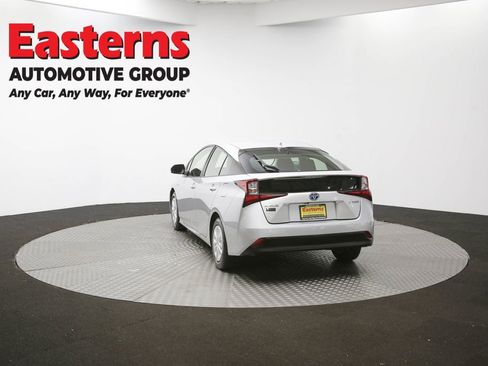 Used 2022 Toyota Prius LE image 63