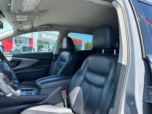Used 2024 Nissan Murano SV w/ SV Midnight Edition Package AWD/4WD image 11
