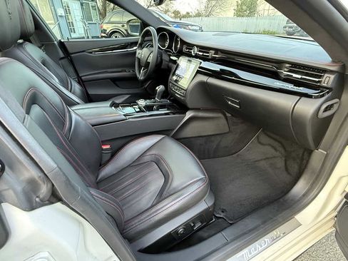 Used 2018 Maserati Quattroporte S image 11