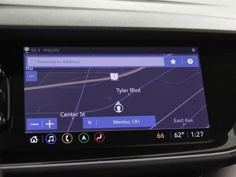 Used 2021 Buick Envision Essence w/ Technology Package I image 12