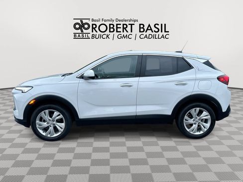 Used 2024 Buick Encore GX Preferred w/ Comfort Package AWD/4WD image 5