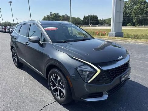Used 2023 Kia Sportage EX AWD/4WD image 1