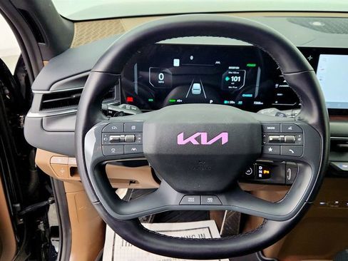 Used 2024 Kia EV9 GT-Line image 14