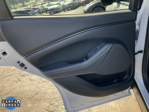 Used 2022 Ford Mustang Mach-E Select image 31