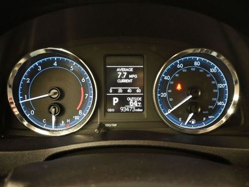 Used 2018 Toyota Corolla LE image 27