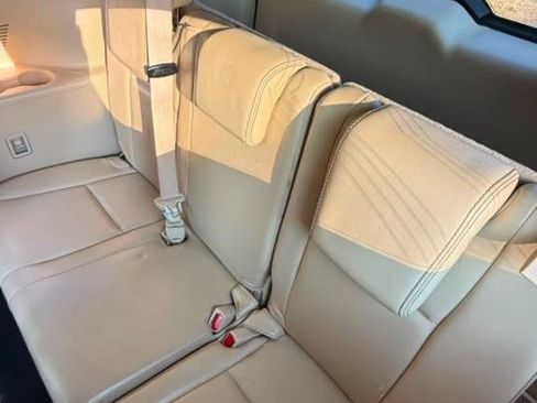 Used 2018 Toyota Highlander XLE AWD/4WD image 8