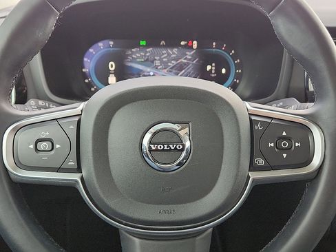 Used 2024 Volvo S60 B5 Core image 10