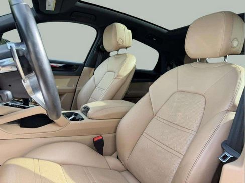 Used 2020 Porsche Cayenne AWD/4WD image 19