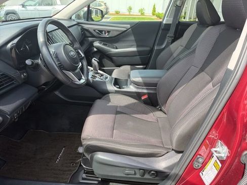 Used 2024 Subaru Outback Premium AWD/4WD image 27