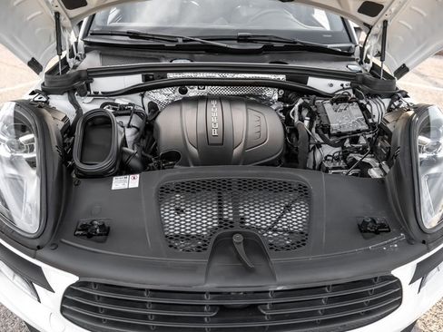 Used 2020 Porsche Macan AWD/4WD image 55