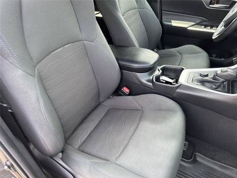 Used 2022 Toyota RAV4 SE w/ Convenience Package AWD/4WD image 37