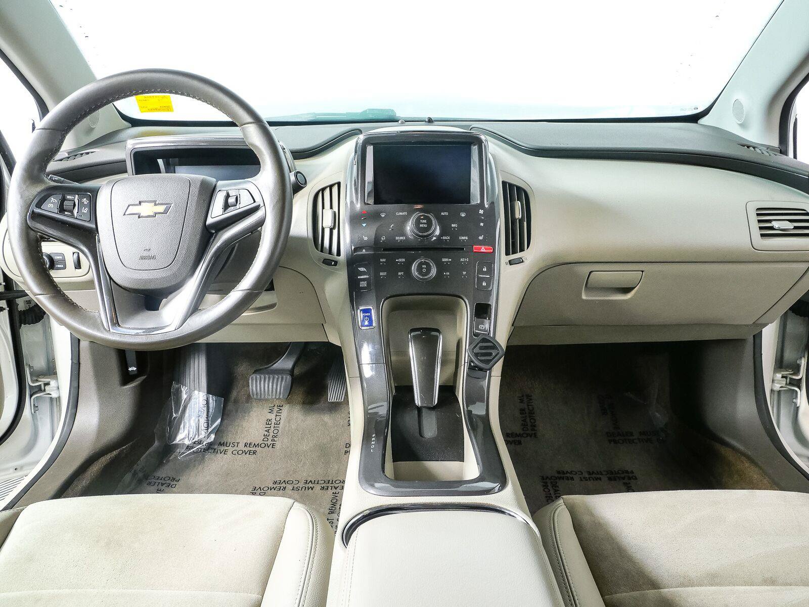 Used 2014 Chevrolet Volt Premium w/ Premium Trim Package FWD image 17