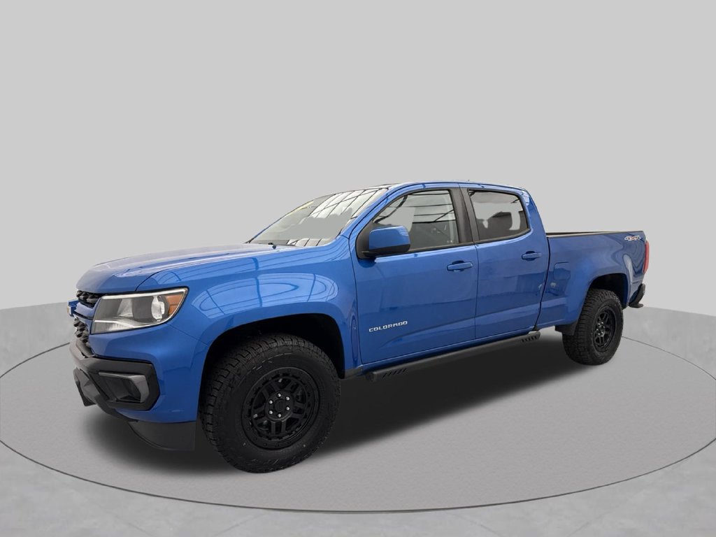 Used 2021 Chevrolet Colorado LT w/ LT Convenience Package AWD/4WD image 3