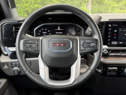 Used 2024 GMC Sierra 1500 Elevation w/ X31 Off-Road Package AWD/4WD image 19